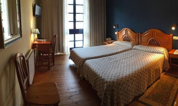 Apartamentos Cuevas Del Mar Nueva De Llanes Eksteriør billede
